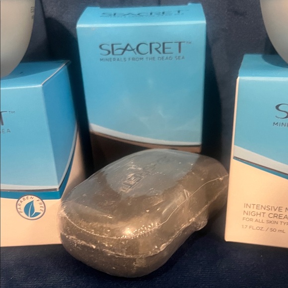 Seacret Moisture Face Cream Set - Picture 3 of 4